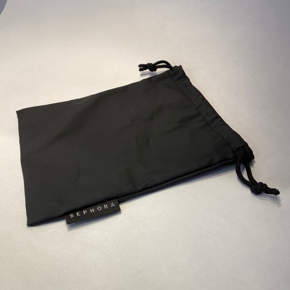 NWOT Bundle of 4 Black/White/Gold Sephora and Saturday Skin Makeup/Travel Bags - Picture 4 of 6